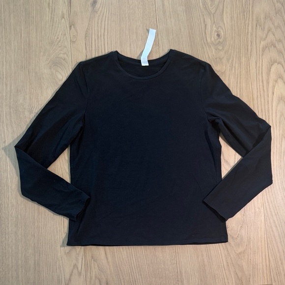 lululemon athletica Tops - Lululemon Athletica Black Organic Cotton Crew Neck Top - Small